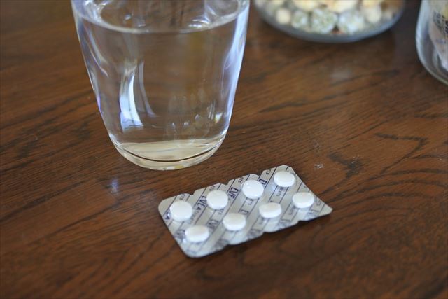 パソコン仕事で左の首肩背中が痛い。昨日の１時間半の..