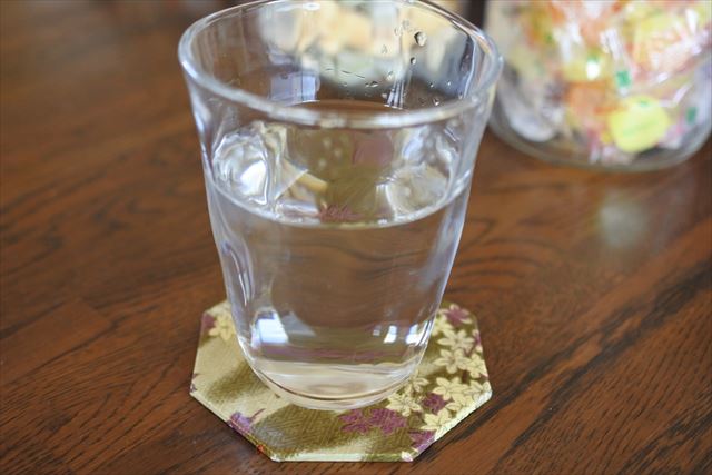 雨が降る前に頭が痛くなる。降り始めると嘘のように治..