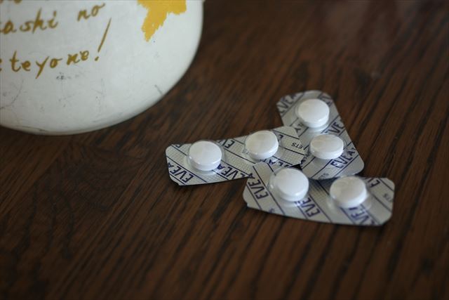 巻き肩を治したい。頭痛の原因になるらしい。肩を開き..