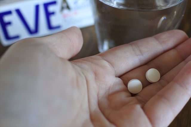 頭が痛い。左を下にして寝てた。この寝相の時最悪に頭..