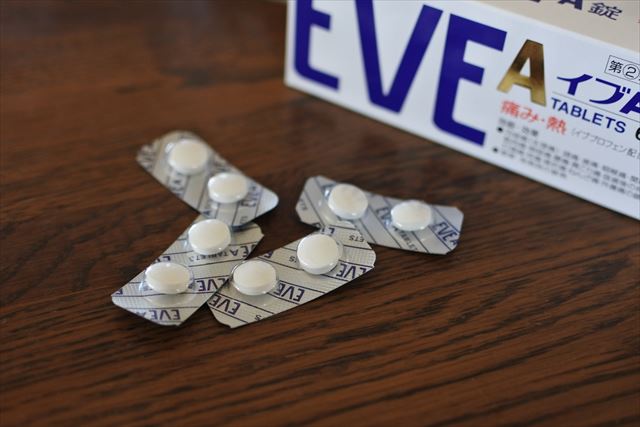 気圧が下がると後頭部がキュンと絞られるように痛い。..